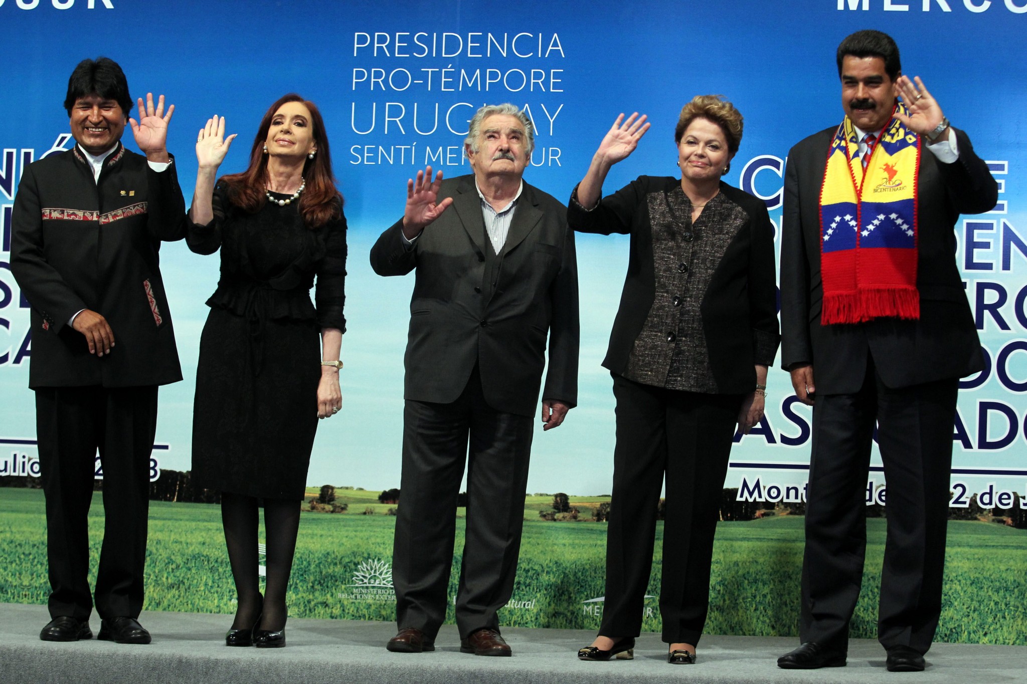Aquesta fotografia té només tres anys. Tres dels seus cinc membres –Kirchner, Mujica i Rousseff– han abandonat el poder. Els altres dos –Morales i Maduro– travessen greus problemes (EFE)