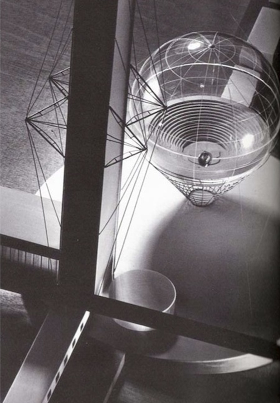 Ivan Leonidov, maqueta de l’amfiteatre de l’Institut Lenin del seu projecte final de carrera, 1927