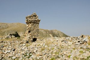 Restes de l'antic refugi d'Ulldeter