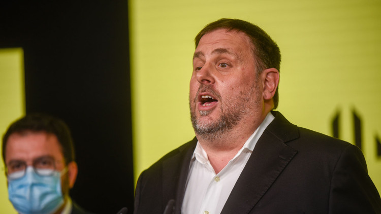 El president d'ERC, Oriol Junqueras, en roda de premsa durant la nit electoral. Agència Catalana de Notícies