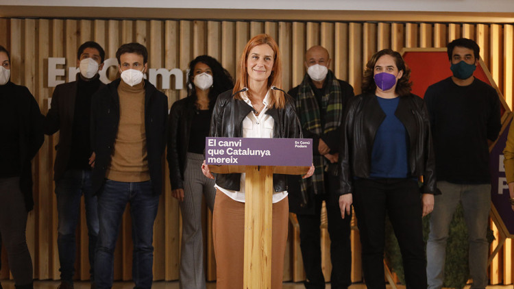 La candidata d’En Comú Podem, Jessica Albiach, flanquejada per Jaume Asens i Ada Colau. Europa Press