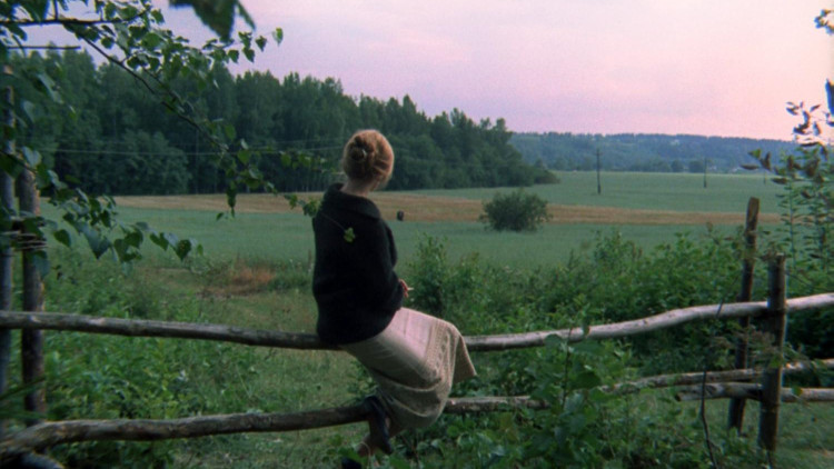 L’actriu Margarita Terekhova en un fotograma del film “El mirall” (Zerkalo, 1974)