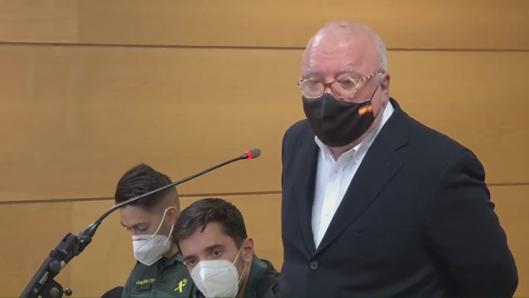Pla mitjà de l'excomissari José Manuel Villarejo durant la declaració al jutjat número 8 de Madrid. Agència Catalana de Notícies