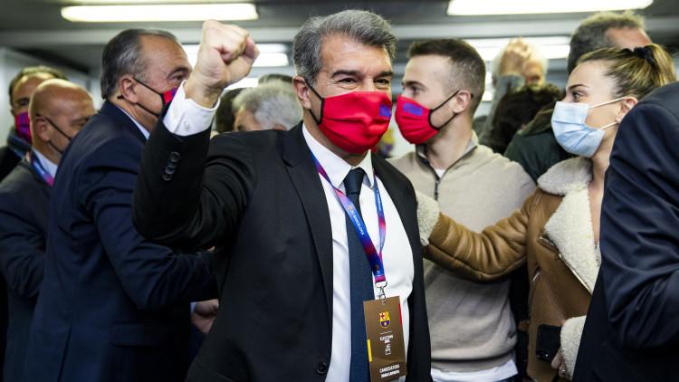 Joan Laporta celebrant la victòria a les eleccions a la presidència del Barça. Europa Press