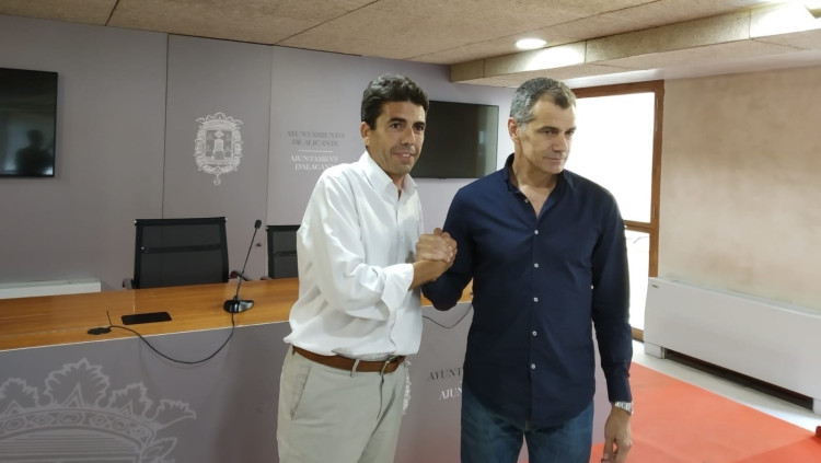 El president de la Diputació d'Alacant, Carlos Mazón, i Toni Cantó, líder de Ciutadans| Europa Press