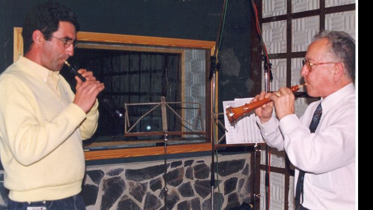 Lluís Avellà, a l'esquerra. Al costat, Joan Blasco.