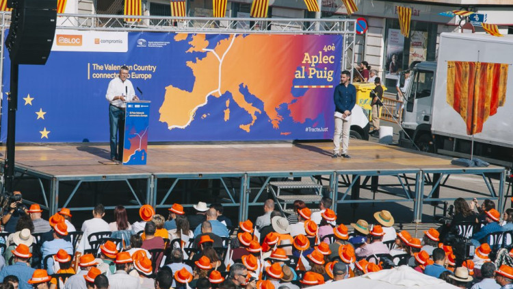 Rafa Climent, conseller d'Economia i alt càrrec del Bloc, intervé al 40é aplec del Puig dels nacionalistes valencianes| BLOC