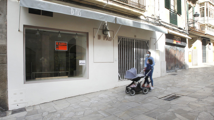 Un carrer comercial de Palma. Isaac Buj