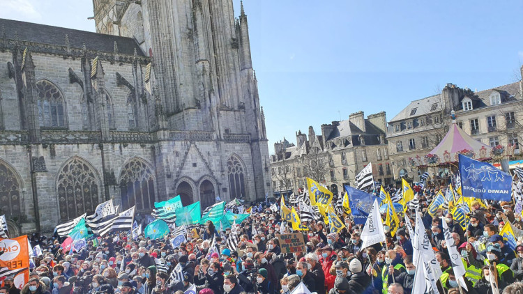 Manifestació a favor de la llengua bretona a Quimper el passat 13 de març. Paul Molac