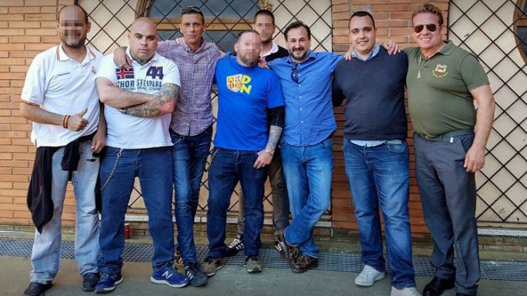 D'esquerra a dreta: Juan de Dios Osuna, Alberto Bruguera (tots dos acusats), Manuel Canduela (fundador de DN), Juan de Haro -també acusat- i Jesús Cañadas -exlíder de l'Hermandad de Antiguos Caballeros Legionarios-. Arxiu El Temps