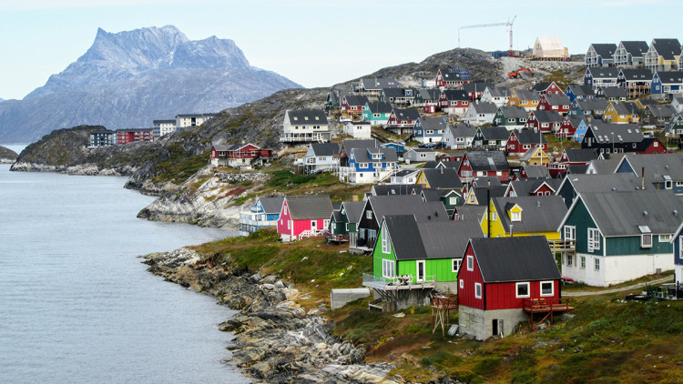 Panoràmica de Nuuk, capital de Grenlàndia. Viquipèdia
