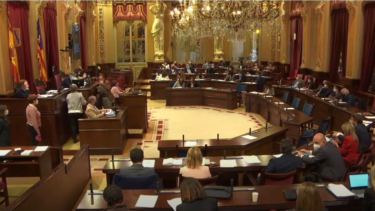 Interior del Parlament Balear. Europa Press