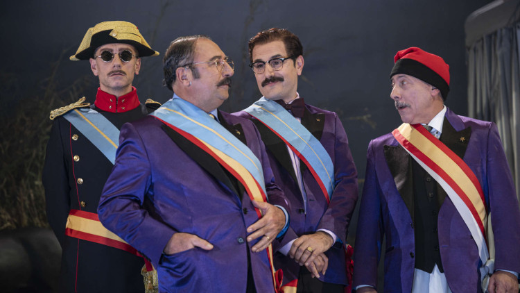 'Lhèroe', amb dotze actors, va pujar a escena al Nacional a principi de temporada. May Zircus/TNC