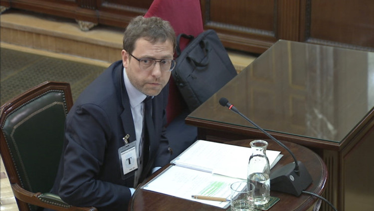 L'exsecretari general del Diplocat, Albert Royo, en un moment de la seva declaració com a testimoni al Tribunal Suprem al judici de l'1-O. Agència Catalana de Notícies