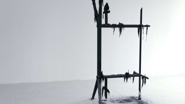 Obra de l’escultor Àlex Palacín a l’exposició “Full Metal Album”