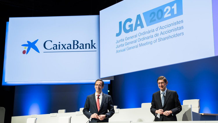 Gonzalo Gortázar, conseller delegat de CaixaBank, i José Ignacio Goirigolzarri, president de l'entitat financera| CaixaBank