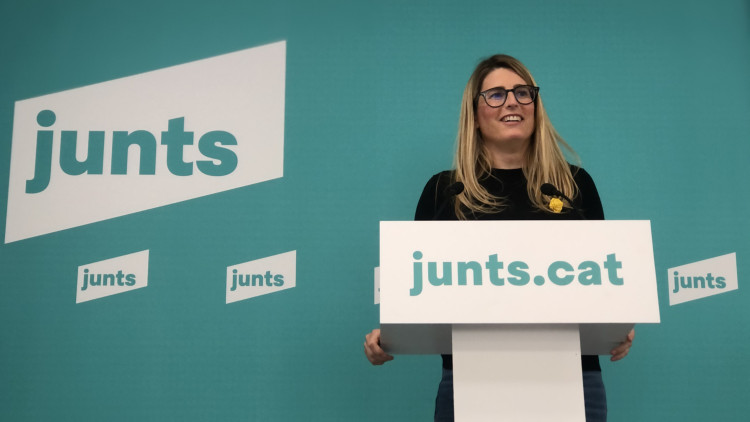 La portaveu de JxCat, Elsa Artadi, en roda de premsa. 3 de maig del 2021. Agència Catalana de Notícies