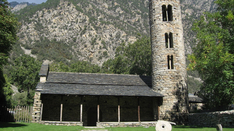 Esglesia de Santa Coloma, Andorra la Vella