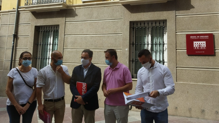 Al centre, Xavi López (Unides Podem), Francesc Sanguino (PSPV-PSOE) i Natxo Bellido (Compromís), líders dels seus partits en Alacant. Europa Press