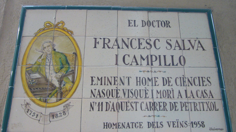 Placa ubicada a la casa natal de Francesc Salvà. Viquipèdia