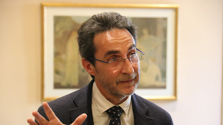 L'exdirector de l'Institut d'Estudis d'Autogovern, Ferran Requejo, al seu despatx el 27 de març de 2019. Agència Catalana de Notícies