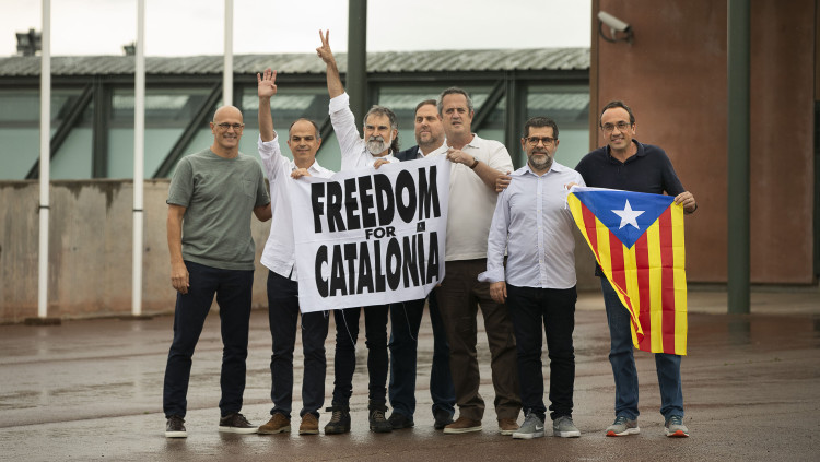 Els presos polítics, a l'eixida de Lledoners. Jordi Play