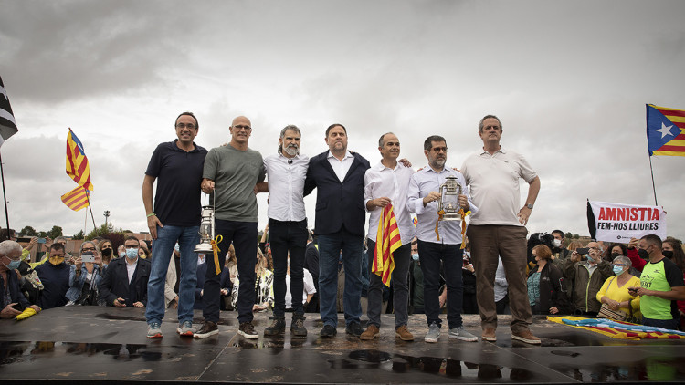 Els presos polítics de Lledoners, a la sortida de la presó un cop indultats. Jordi Play