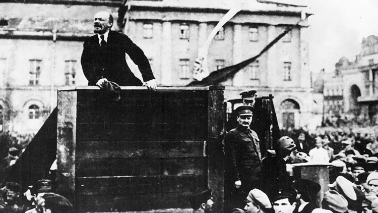 Lenin en un discurs