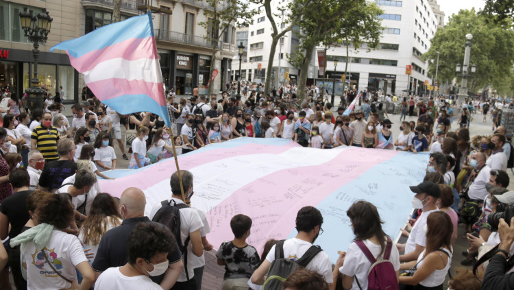 Concentració del col·lectiu trans a la Rambla de Barcelona, el 26 de juny de 2021. Agència Catalana de Notícies