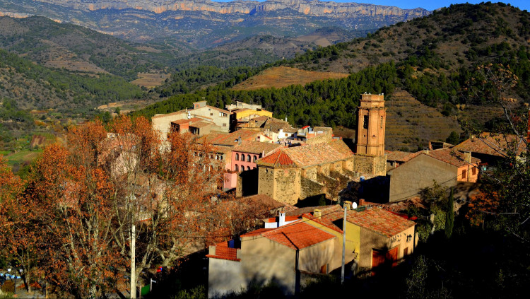 Panoràmica dels voltants del riu Siurana. Angela Llop, CC BY-SA 2.0, via Wikimedia Commons