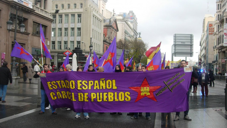 Manifestació d'Izquierda Castellana. A la pancarta es llegeix: "Estat espanyol, presó de pobles".