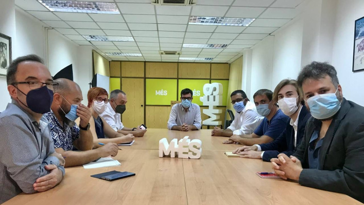 Trobada entre Compromís i Més per Mallorca durant la pandèmia| EL TEMPS