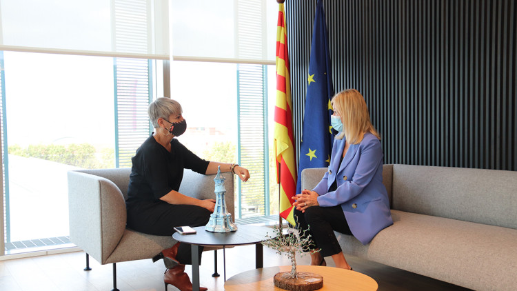 Pla general de la consellera de Justícia, Lourdes Ciuró, reunida amb la seva homòloga de Justícia, Interior i Administració Pública de la Generalitat Valenciana, Gabriela Bravo. Agència Catalana de Notícies
