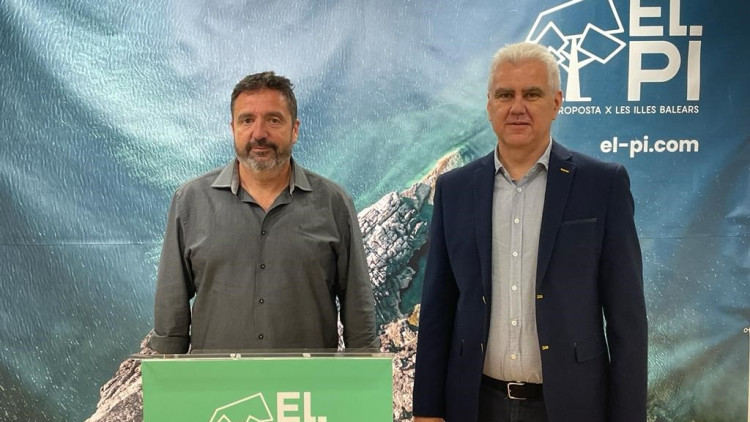 El president del PI, Tolo Gili, i el seu portaveu al Parlament, Josep Melià. Europa Press