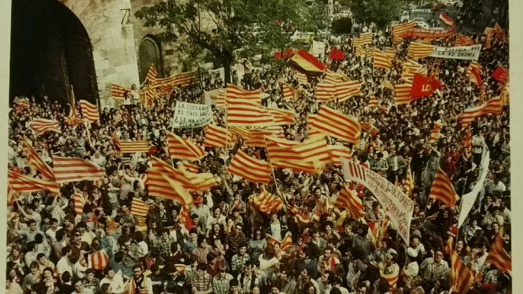 El 9 d'octubre de 1977 a les Torres de Serrans, València