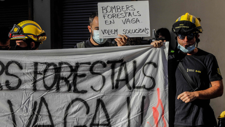 Manifestació dels bombers forestals| Robert Solsona/Europa Press