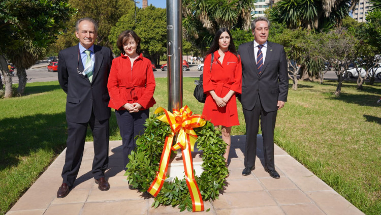 Els diputats de Vox a les Corts valencianes José Luis Aguirre, Ángeles Criado, Míriam Turiel i José María Llanos, en l’homenatge a la bandera espanyola organitzat per la formació el proppassat 12 d’octubre.