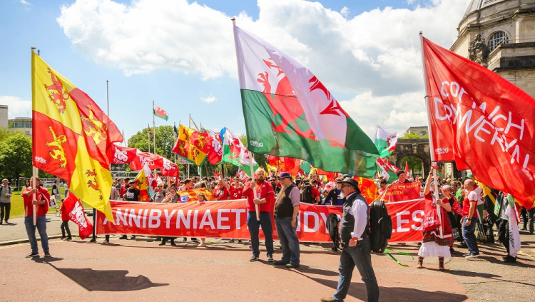 Manifestació independentista gal·lesa a Cardiff l'any 2019. Ifan Morgan Jones (Wikimedia Commons CC BY-SA 4.0)
