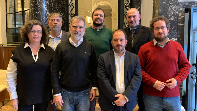 Fotografia dels representants de les organitzacions pel basc, gallec i català| ACPV