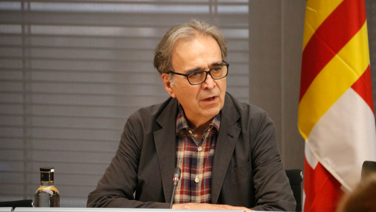 Pla mitjà del tinent de Cultura, Educació, Ciència i Comunitat de l'Ajuntament de Barcelona, Joan Subirats, el 7/7/2021 (horitzontal) dimecres, 07 juliol 2021 14:09 Blanca Blay Pla mitjà del tinent de Cultura, Educació, Ciència i Comunitat de l'Ajuntament de Barcelona, Joan Subirats, el 7/7/2021. Agència Catalana de Notícies