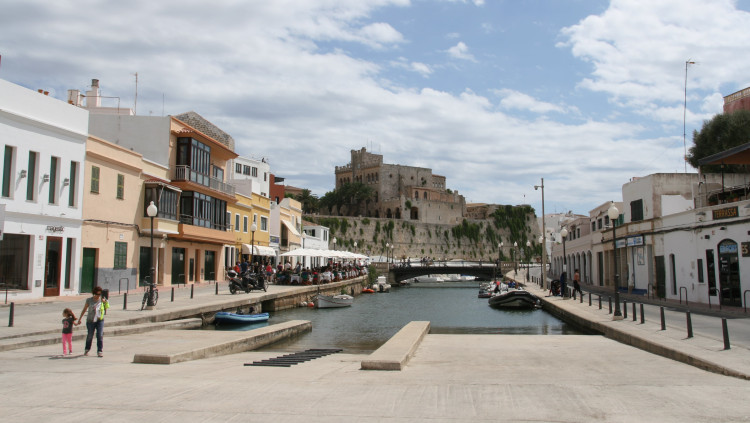 Ciutadella. Menorquino, CC BY-SA 3.0 ES, via Wikimedia Commons