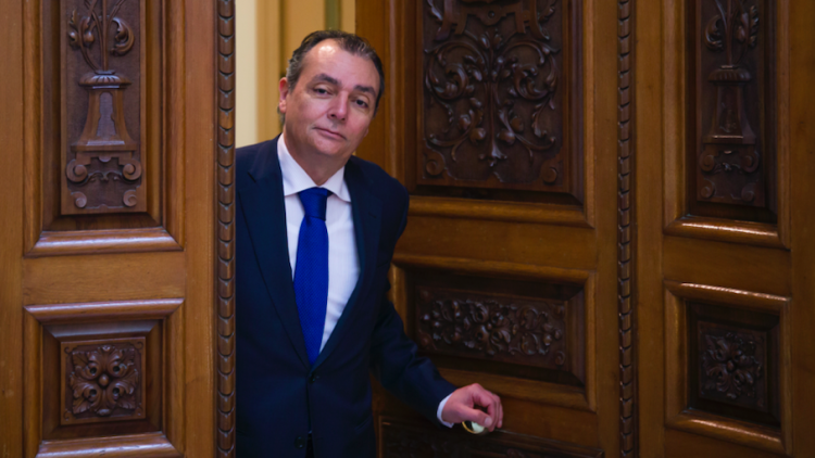 Salvador Navarro, en una imatge d'arxiu. L'entrevista va tenir lloc de forma telemàtica a causa del confinament del president de la CEV.. Miguel Lorenzo
