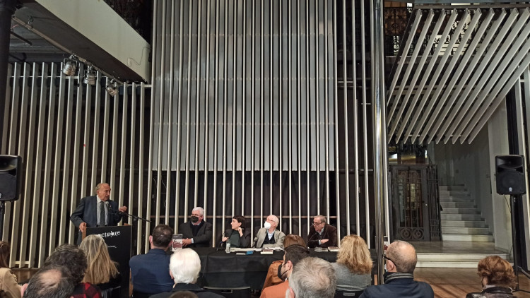 Presentació del llibre 'Una nova cultura per al poble. El congrés de cultura catalana i la modernització de la catalanitat (1975-1977)' a l'OCCC| EL TEMPS