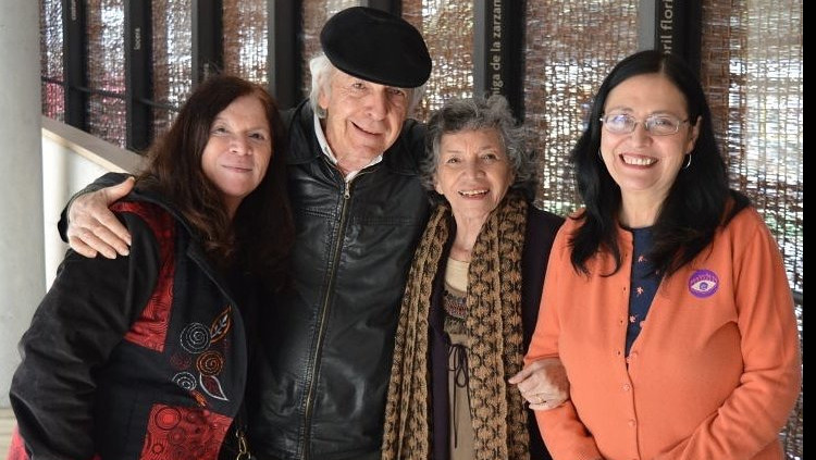 Tita Parra, Daniel Viglietti, Isabel parra i Lourdes, la muller de Viglietti, al Museu Violeta Parra, el passat 12 d'octubre