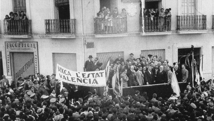 Manifestació valencianista l'any 1932. www.ventdcabylia.com