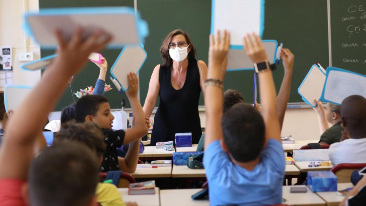 Els condicionants al model lingüístic a l'escola del Botànic| Europa Press. Europa Press