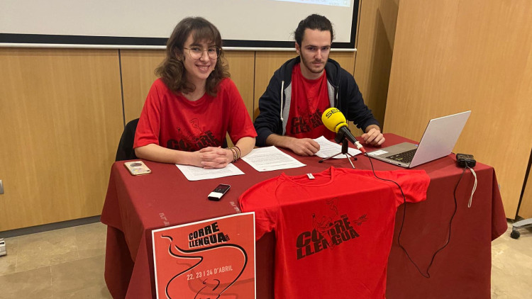 Anunci del Correllengua per part de l'entitat organitzadora, Joves per la Llengua. Twitter @JovesLlengua