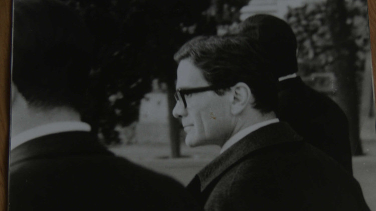 Fotograma Pasolini cementiri Montjuic. Arxiu F. Goytisolo