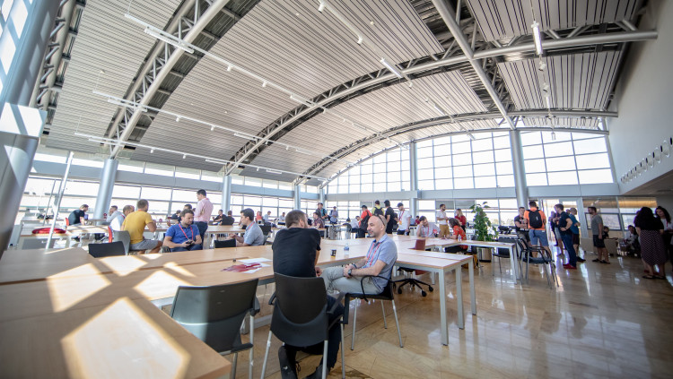 Imatge actual d’una part de les instal·lacions de la Ciutat de la Llum, reconvertida en la seu principal del Districte Digital, el pol innovador que la Generalitat promou a Alacant. Europa Press