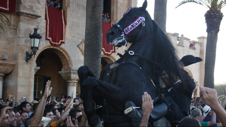 Celebració de Sant Joan a Ciutadella. Roser Goula / Flickr